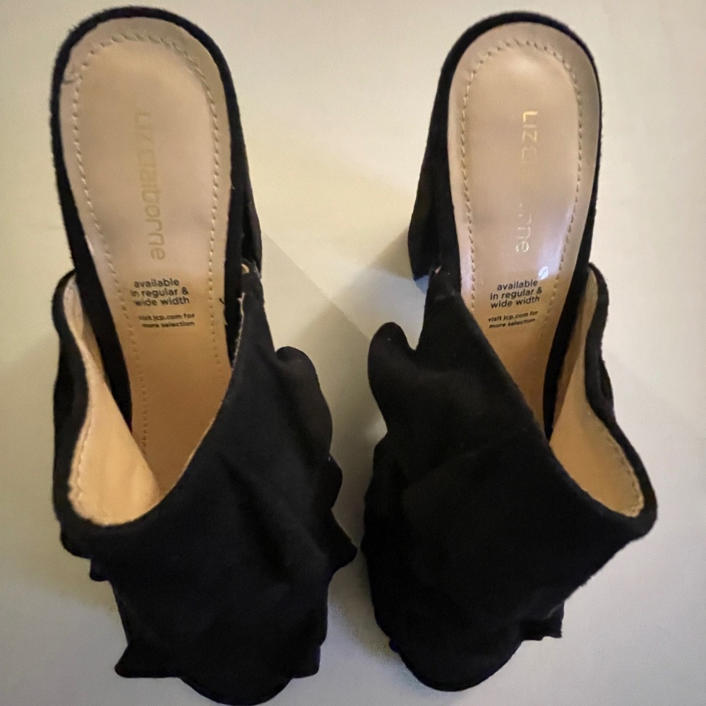 Liz Claiborne Mule sandals